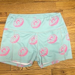 Women’s good condition donut shorts